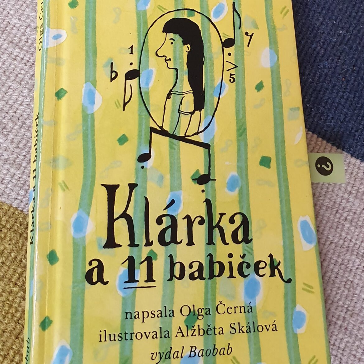 Klárka a 11 babiček